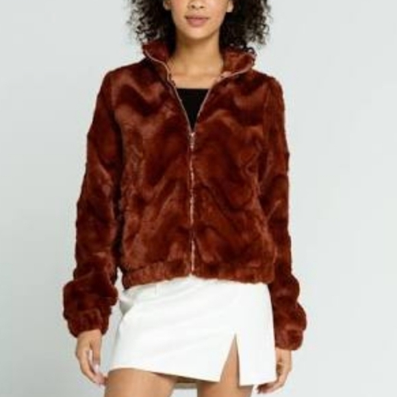 West of Melrose Fur Chevron jacket - Picture 3 of 5